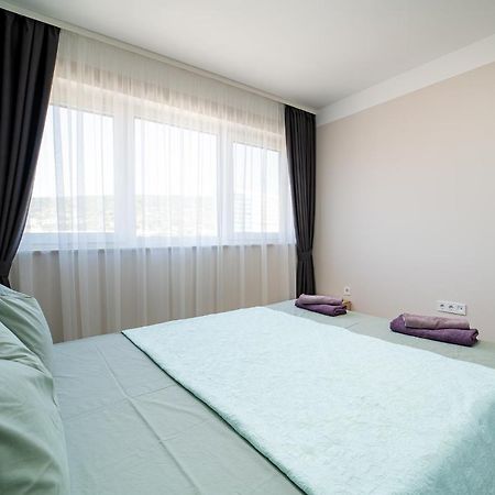 Appartement Sky Academic à Varna Extérieur photo