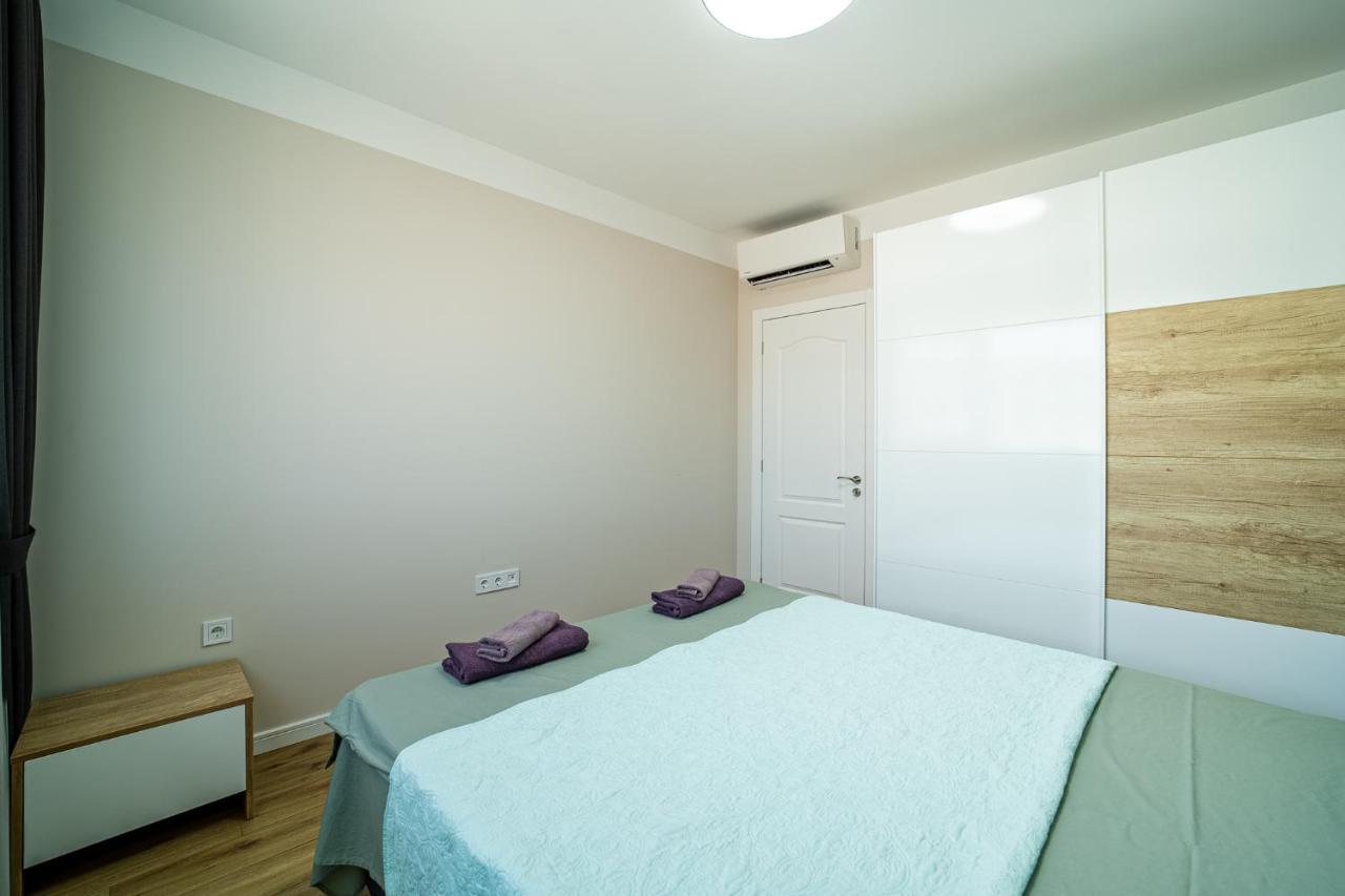 Appartement Sky Academic à Varna Extérieur photo