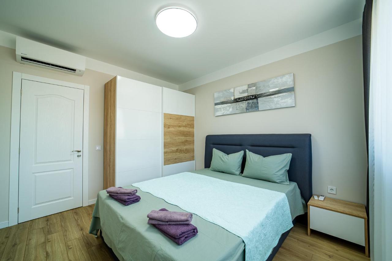Appartement Sky Academic à Varna Extérieur photo